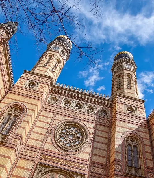 Discovering the Dohány Street Synagogue: A Journey Through History and Culture